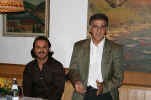 Bild von links: Bayram Tasdögen, Stadtrat Ergun Can